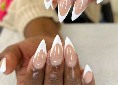 Stylish French manicure nails at Gloow Nails, Randburg, Gauteng, ZA showcase elegance and precision.
