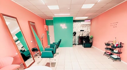 Stay Curly Natural Hair Salon