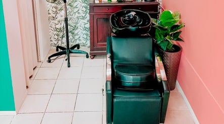 Stay Curly Natural Hair Salon billede 2