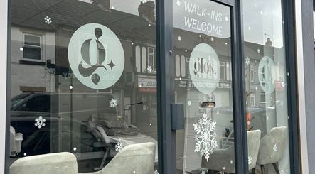 Elegance Permanent Makeup storefront with stylish decor in Nottingham, England, GB.
