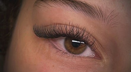 Rose Lash Studio slika 3