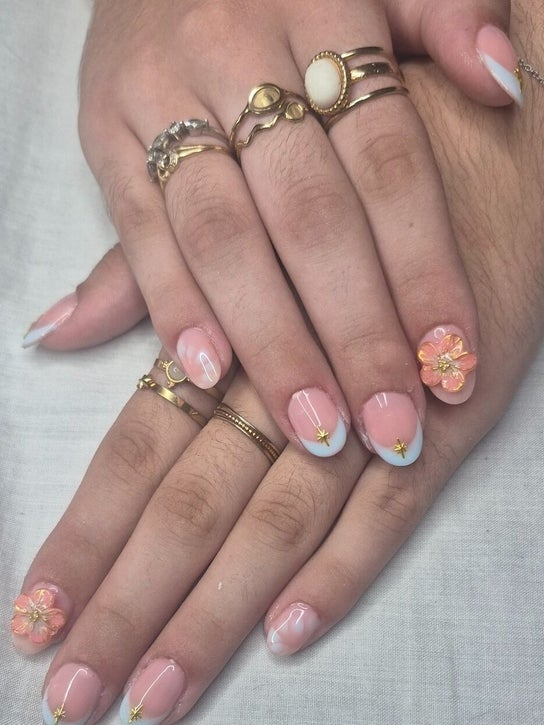 DressyNails