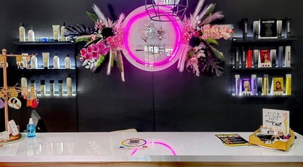 3D Hair & Beauty Studio