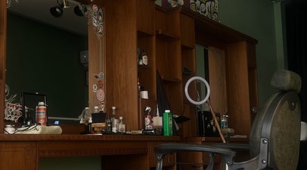 Handshake Barbershop obrázek 2
