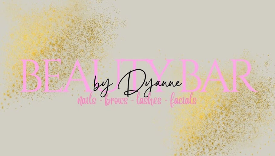 Logo van BeautyBar by Dyanne, Zandvoort, Noord-holland, NL met gouden en roze details.