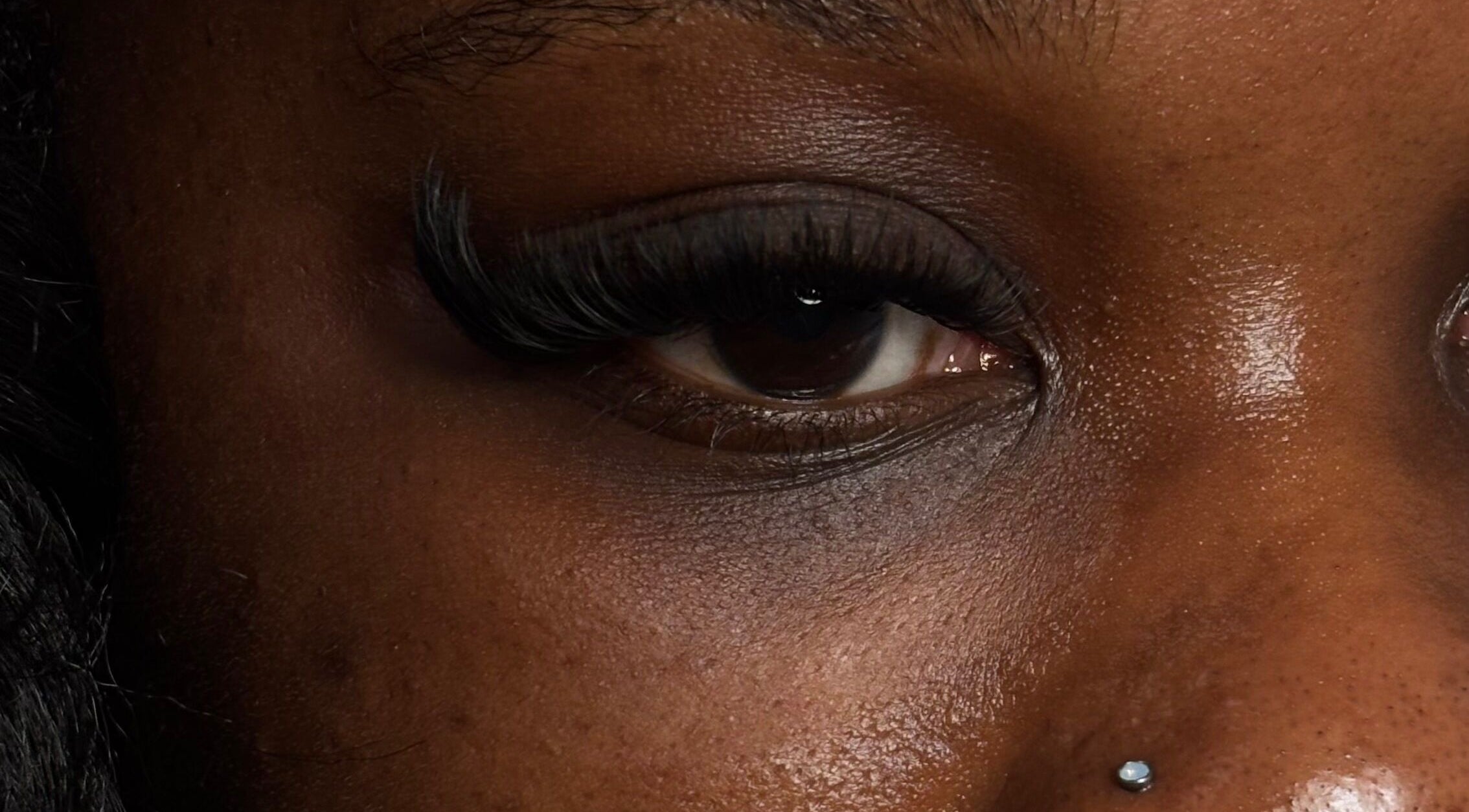 Extension de cils élégante chez Lashedbynellyy, Sarcelles, Île-de-france, FR pour un regard captivant.