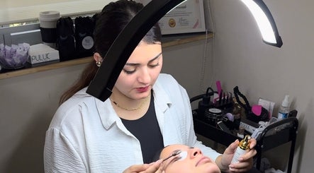 Wonder Lashes