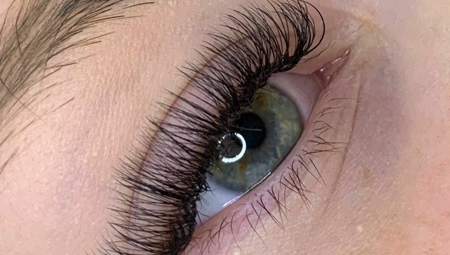 Lashes By Hannah E image 1