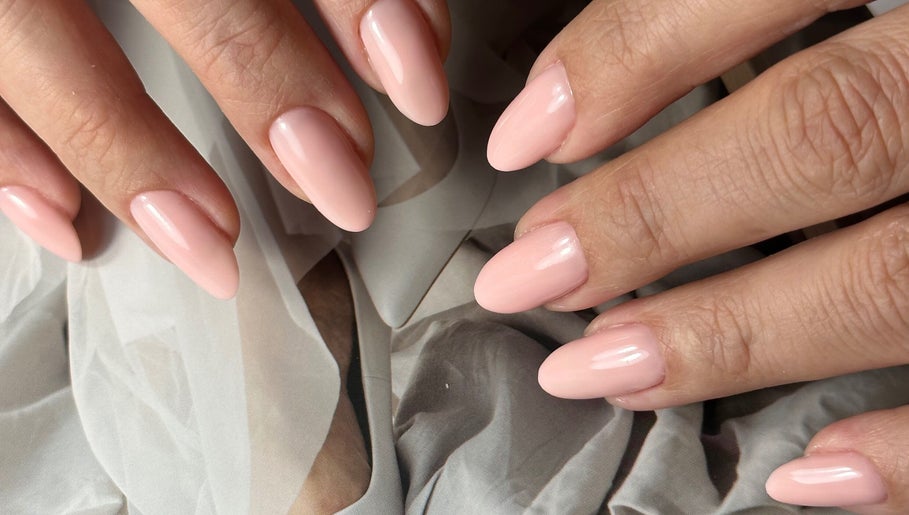 VG Nail Artist, bilde 1