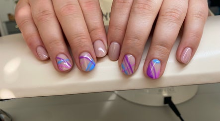 Nail Addict by Kristina image 2