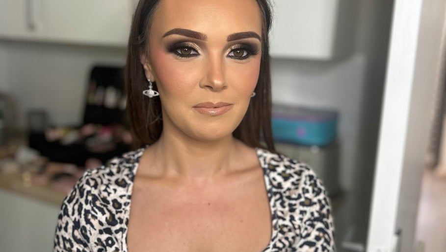 Flawless Faces image 1