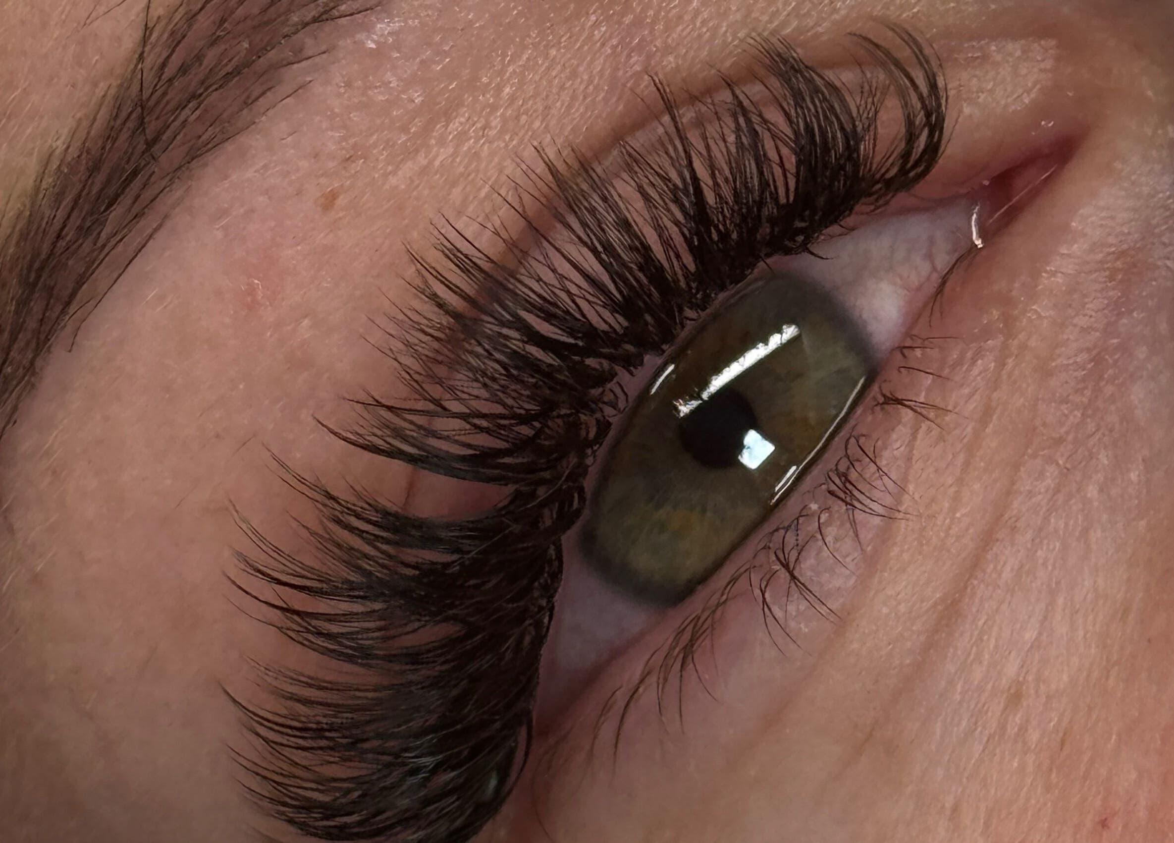 Close-up of elegant eyelash extensions at BEREZA studio, Waalwijk, Noord-brabant, NL.