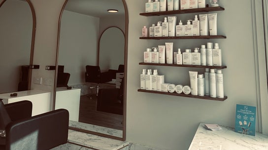 Colbydoeshair @ Salon Twenty Two