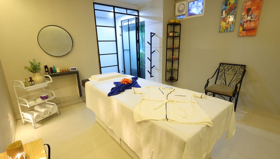 Amber Spa and Wellness image 1