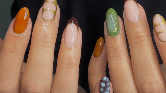June Nail Studio