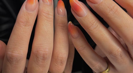 June Nail Studio afbeelding 2