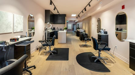 Image de Eleven and Co - A Hair Salon 2