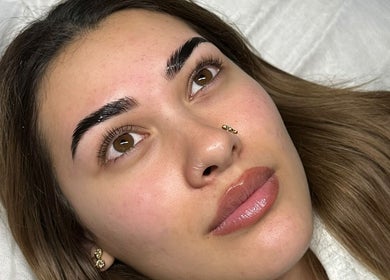 Perfectly groomed eyebrows at Arched Oasis, Melbourne, Victoria, AU, showcasing beauty expertise.