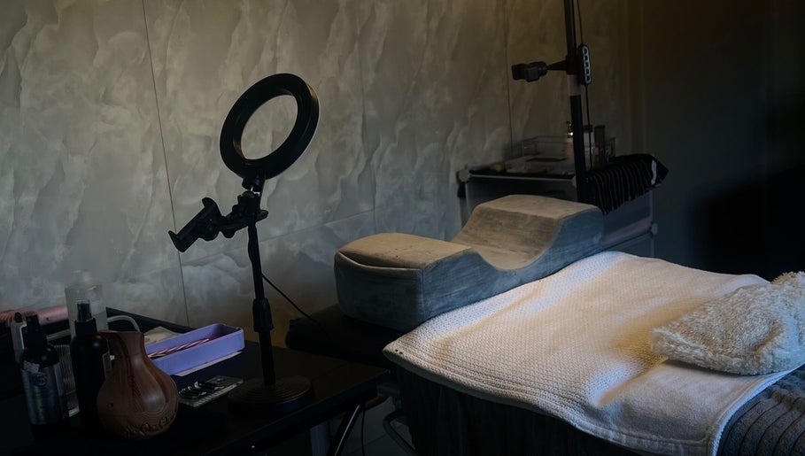 Cozy treatment area at Wispy Mink Lash Studio, Pretoria, Gauteng, ZA, featuring plush bed and calming decor.