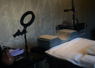 Cozy treatment area at Wispy Mink Lash Studio, Pretoria, Gauteng, ZA, featuring plush bed and calming decor.