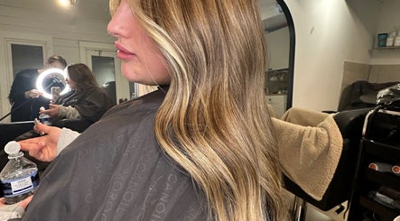 Kelseigh Walsh Hair - Studio, bilde 3