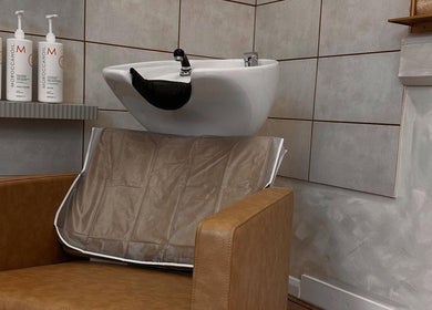Elegant hair washing station at Kelseigh Walsh Hair - Studio, Anstey, England, GB with premium products.