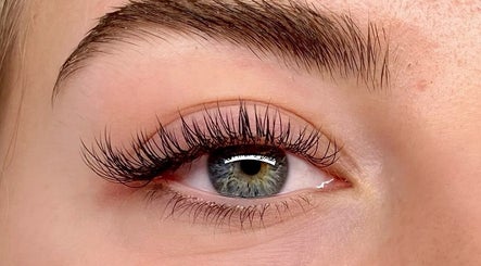 Ayane Lashes