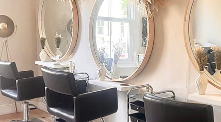 Studio H Aesthetics, Barbers & Hair