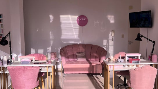 Iconic Studio