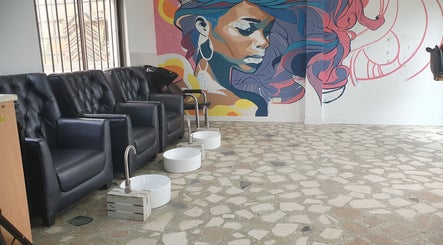 YAFE BEAUTY HUB image 3