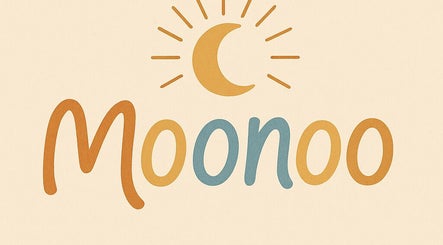 Moonoo Nail