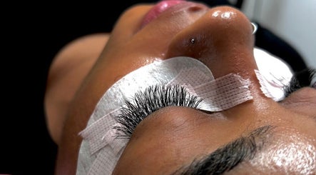Close-up of lash extension at Aesthetics by Maze, Rotterdam, Zuid-holland, NL. Enhancing beauty with precision.