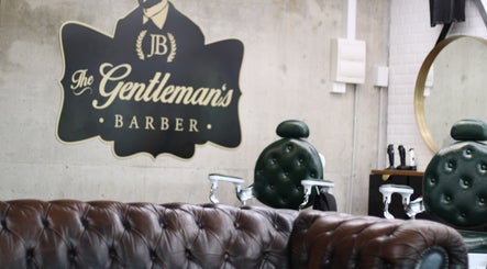 JB The Gentlemans Barber