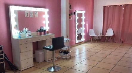 Miraflores LosheSalon&Spa