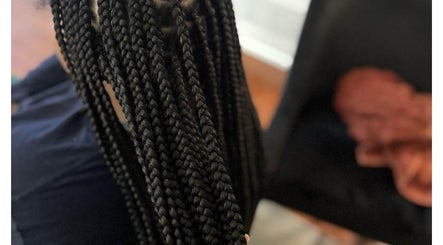 Immagine 3, The Braid Specia1ist