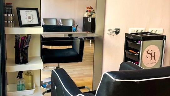 Samantha Hair & Beauty 2