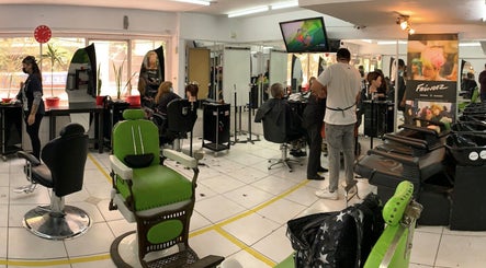 Salón Faundez Profesional, bilde 2