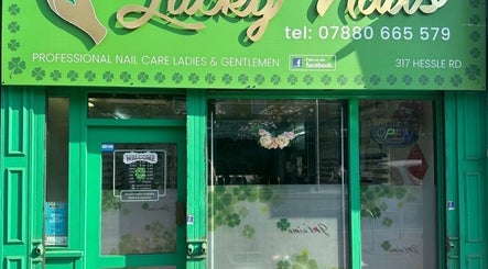 Lucky Nails Hull