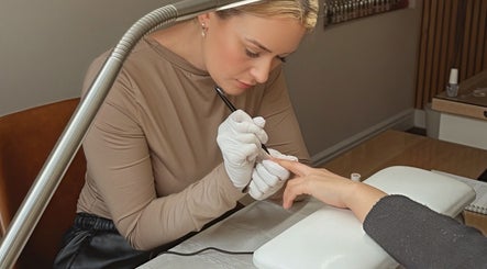 The Nail Lab - By Helen