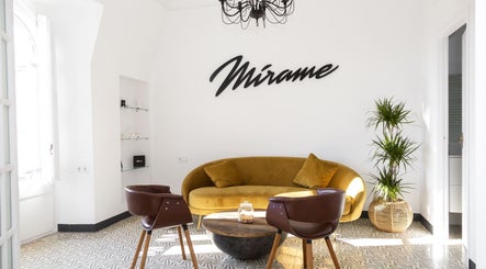 Mirame House