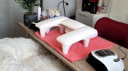Patou Nails