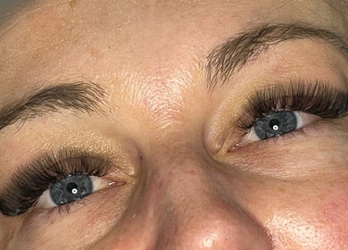Closeup of stunning eyelash extensions at Lashes by Lydia in Pickering, England, GB.