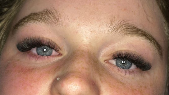 Lashes by Lydia