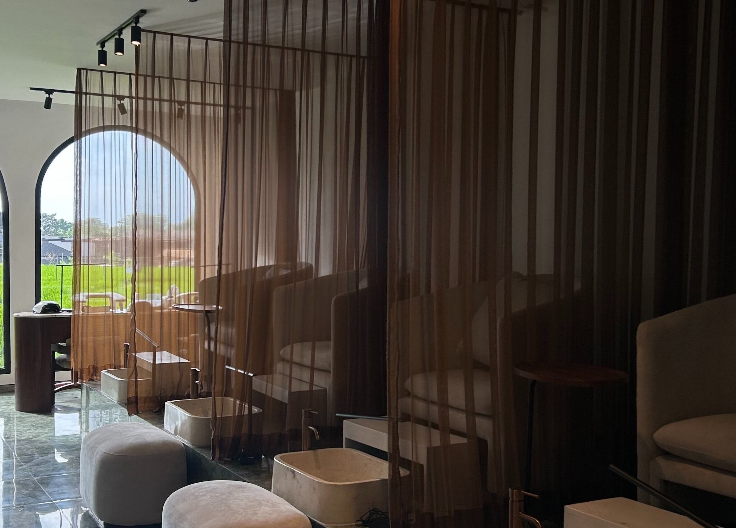 Relaxing interior view of Shaz Salon Beauty Wellness in Bali, Bali, ID with scenic window view.