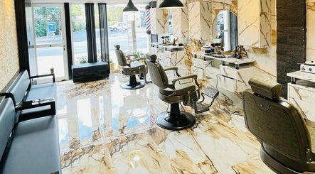 Moneycuts Barbershop