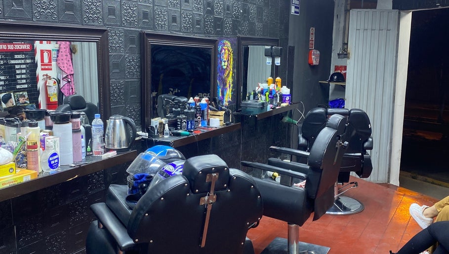Barberia Latin Barbers- Sinchis, bild 1