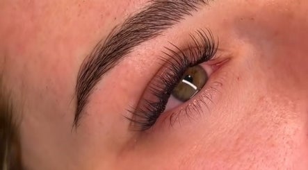 Cosmetic by Racheal