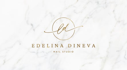 Лого на Edelina Dineva Nail Studio, София, Sofia City Province, BG, върху мраморен фон.