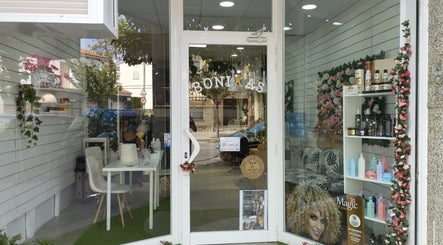 Εικόνα Peluquería Bonikas 2