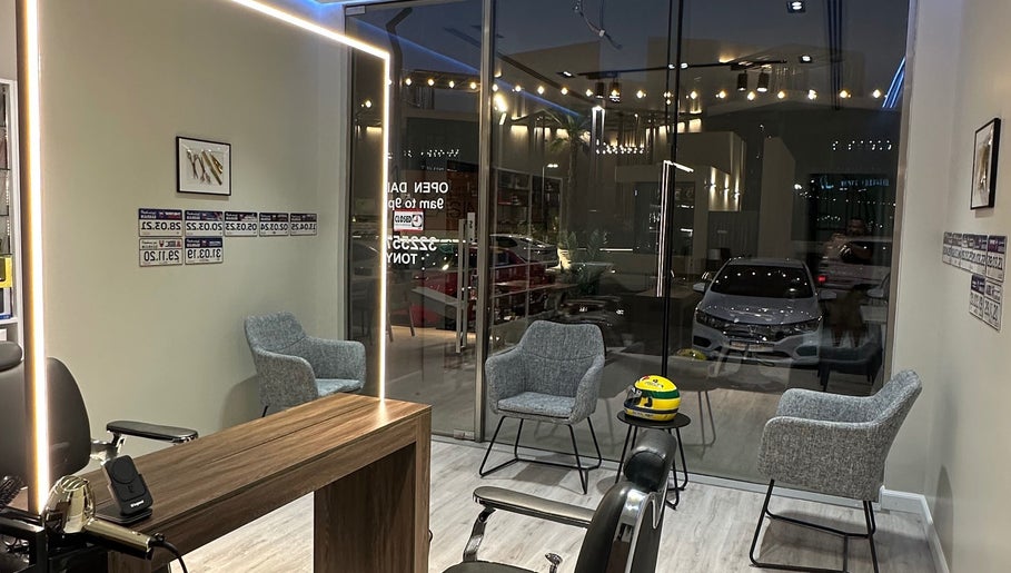 Aura salon & spa kép 1